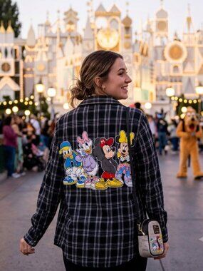 Cakeworthy Disney Colab Plaid Flannel Button Down Shirt Small, Disney Characters